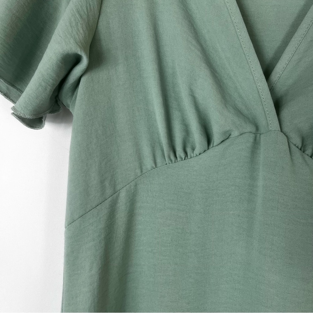 See You Monday Midi Dress  mint green, V-neck A-Line Stretchy Flared Sleeve Sz:M - Picture 8 of 15